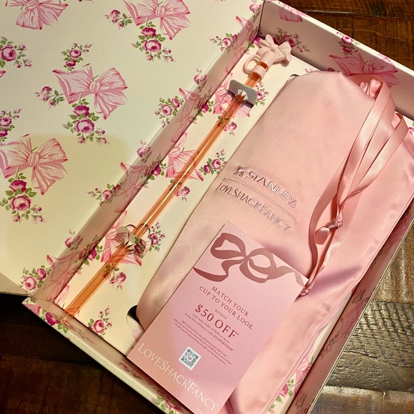 Love Shack Fancy Stanley 40oz NEW!!! - Picture 2 of 4